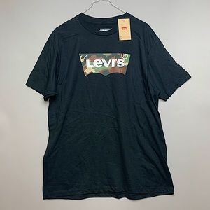 Levi’s T-Shirt Black Camo NWT NW